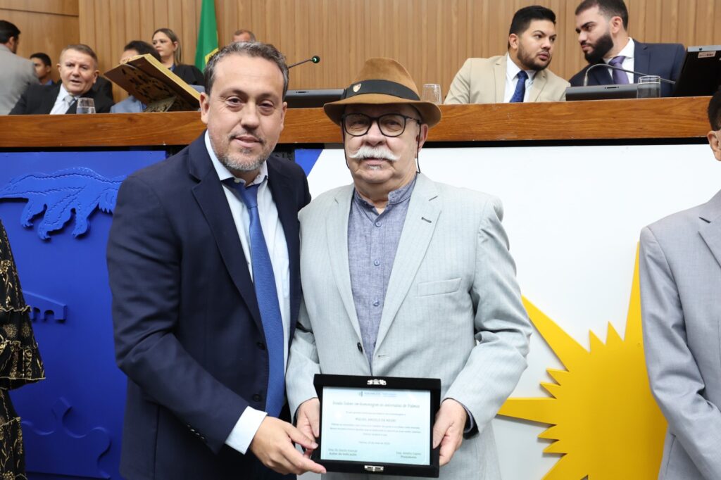 WhatsApp-Image-2025-05-23-at-09.42.23-3-1024x682 Sessão solene pelos 36 anos de Palmas tem homenagens do deputado Dr. Danilo a três personalidades