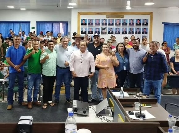 VEREADORA NÚBIA DO PEDRO RIBAMAR E DEP EDUARDO DO DERTINS PROMOVEM REUNIÃO DE APOIO E ORIENTAÇÃO PARA OS PRODUTORES E AGRICULTORES FAMILIAR DE COLMÉIA-TO E REGIÃO