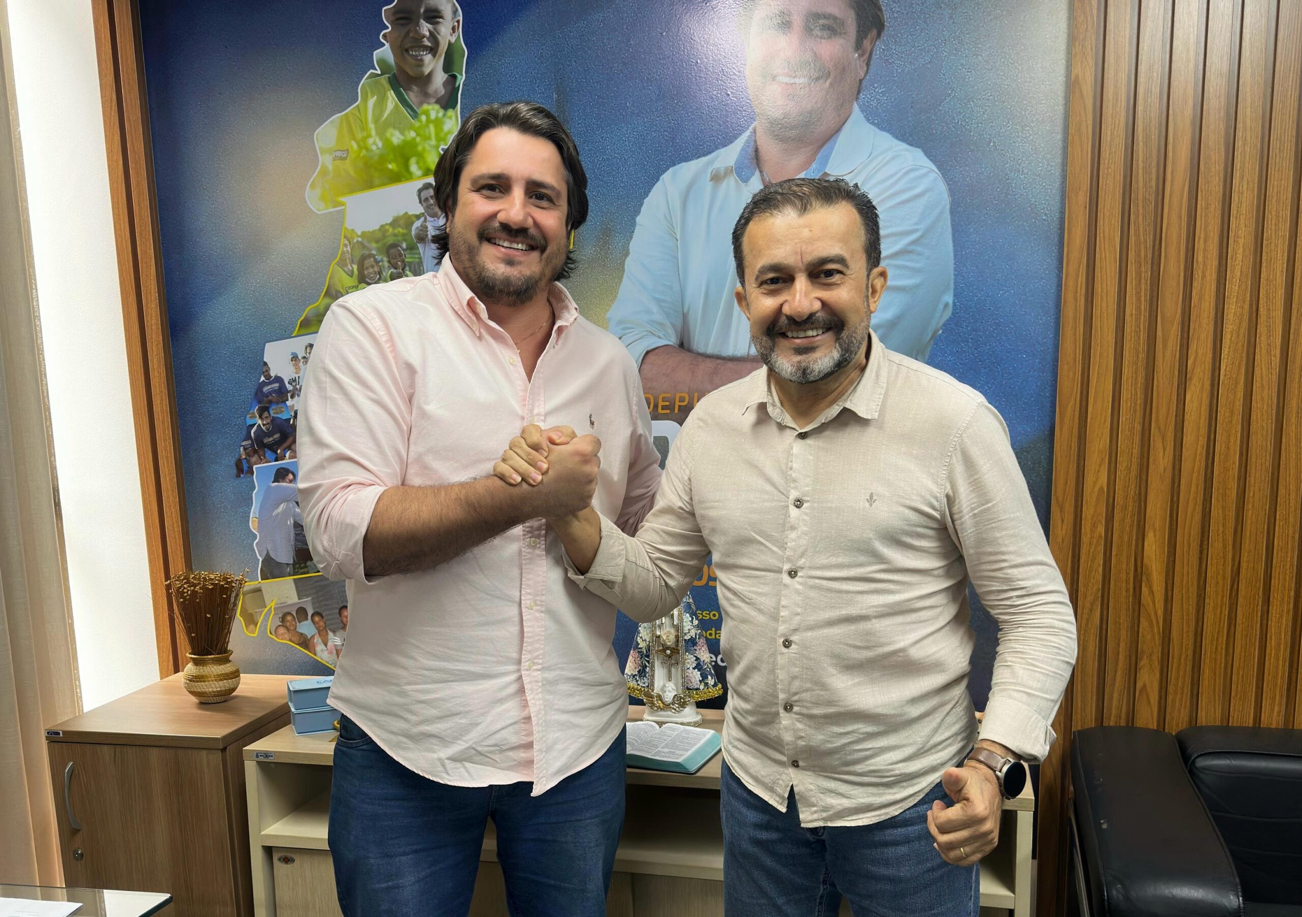 Deputado Eduardo Fortes reforça equipe com ex-vereador Artur Ribeiro