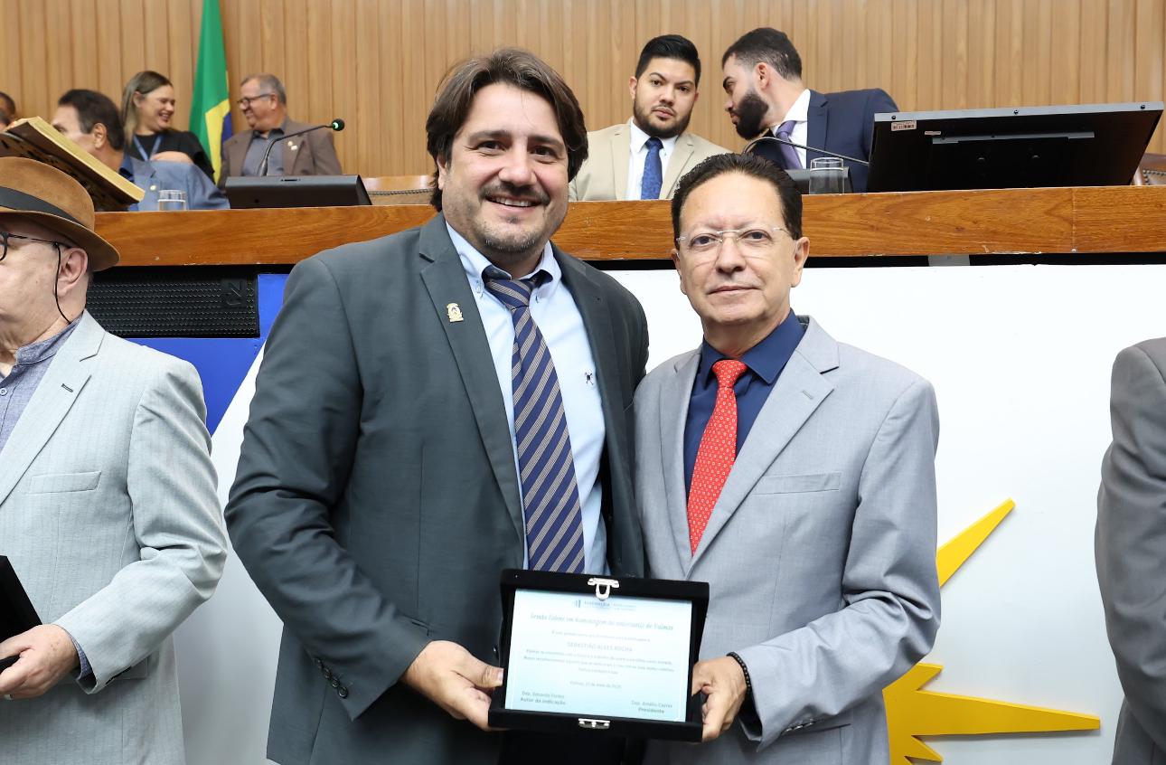 Deputado Eduardo Fortes homenageia Sebastião Alves Rocha em solenidade dos 36 anos de Palmas